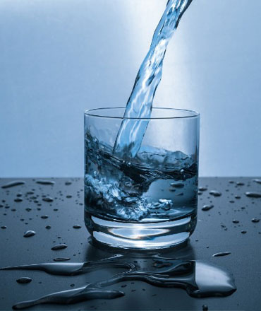 ro drinking water